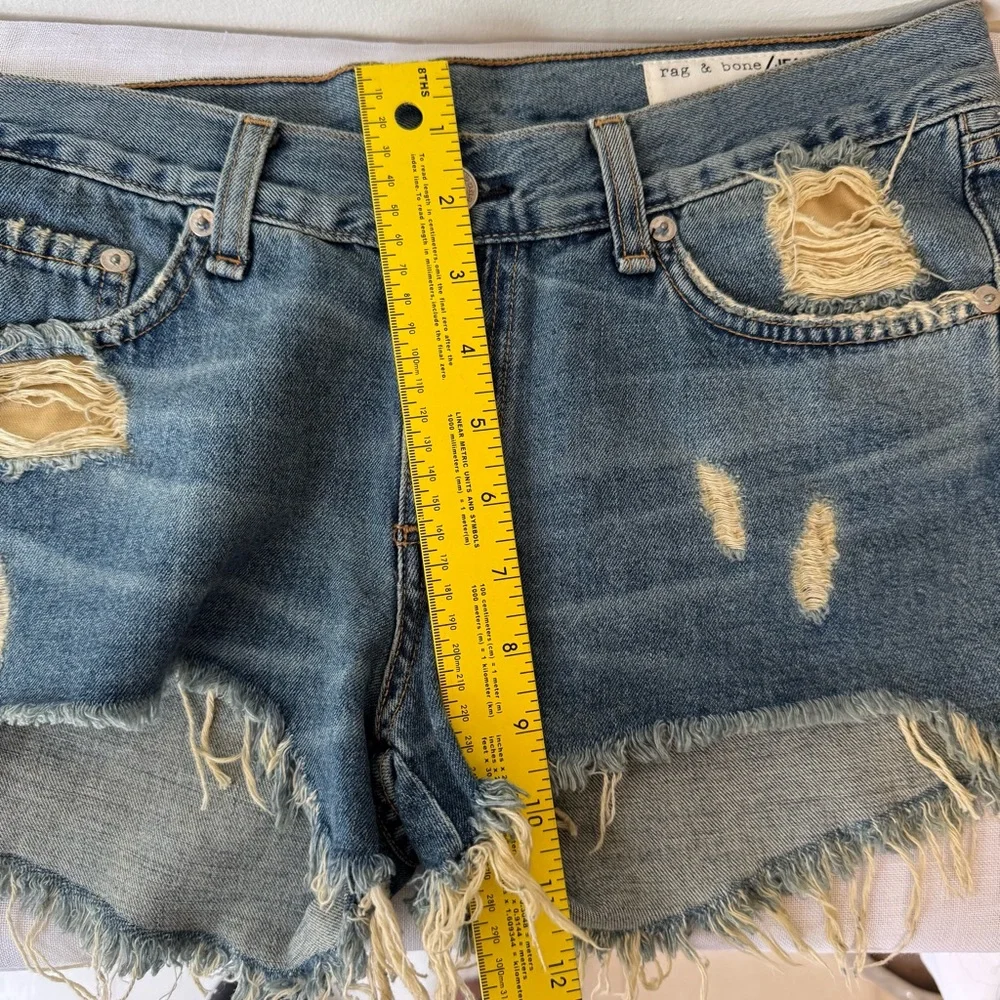 Rag & Bone Sz 26 Distressed Denim Blue Shorts 0024 - Picture 4 of 14